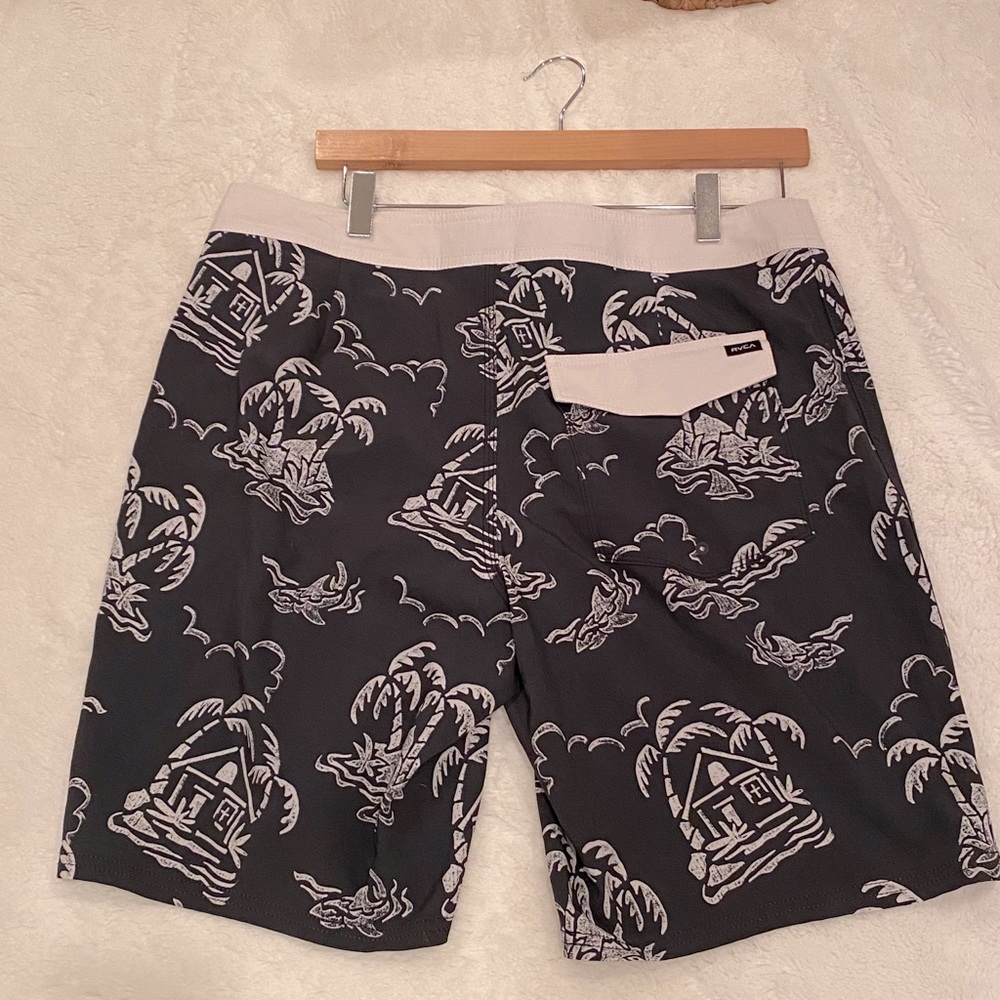 RVCA Trunks - Picture 2 of 2